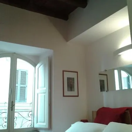 아파트 Barberini 360